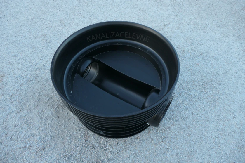 Revizní šachta DN 600x200mm přímá 12,5 t se zpětnou klapkou 2000mm