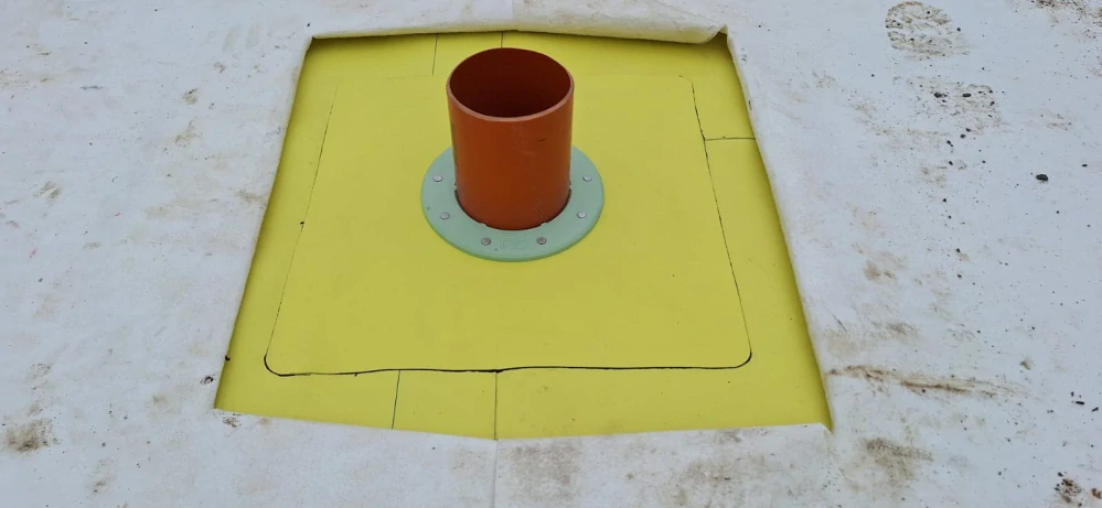 Prostup hydroizolací PVC 110mm